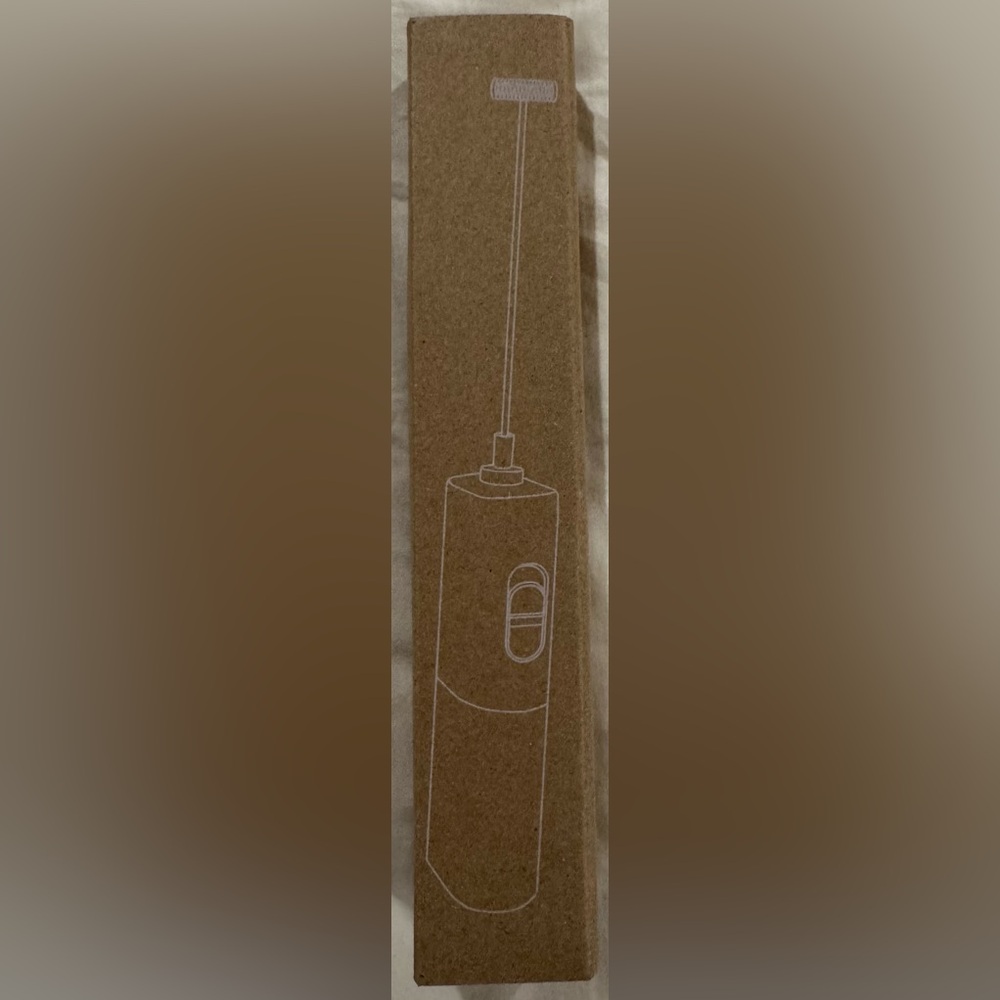 NWT Battery Operated Handheld Milk Frother